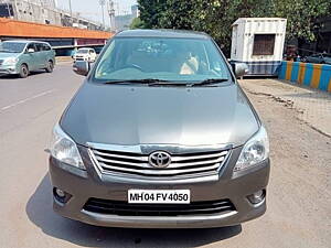 Second Hand Toyota Innova 2.5 VX 8 STR BS-IV in Thane