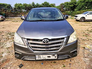 Second Hand Toyota Innova 2.5 VX BS III 8 STR in Hyderabad