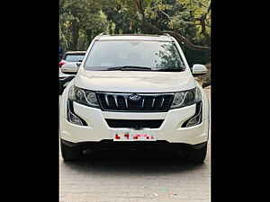 Second Hand மஹிந்திரா  xuv500 w10 1.99 in டெல்லி