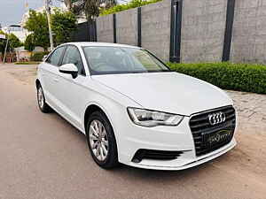 Second Hand ఆడి a3 35 tdi టెక్నాలజీ in జైపూర్