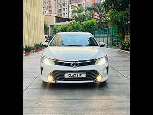 Second Hand Toyota Camry 2.5L AT in Mumbai