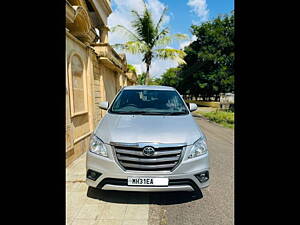 Second Hand Toyota Innova 2.5 V 7 STR in Nagpur