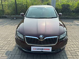 Second Hand Skoda Superb Elegance TSI AT in Mumbai