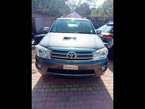 Second Hand Toyota Fortuner 3.0 MT in Ranchi