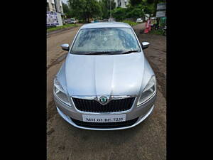 Second Hand Skoda Rapid Ambition 1.6 MPI MT in Nashik