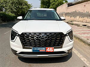 Second Hand Hyundai Alcazar Signature (O) 7 Seater 2.0 Petrol AT in Delhi