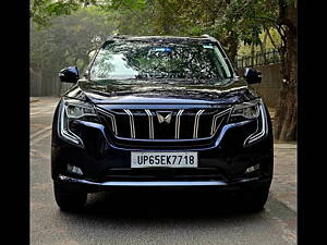 Second Hand Mahindra XUV700 AX 7 Diesel  AT Luxury Pack 7 STR [2021] in Delhi