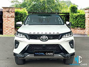 Second Hand Toyota Fortuner 2.7 4x2 AT [2016-2020] in Delhi