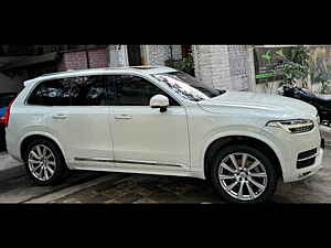 Second Hand వోల్వో xc90 d5 ఇన్‍స్క్రిప్షన్ in ఢిల్లీ