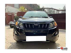 Second Hand महिंद्रा XUV500 w6 in दिल्ली