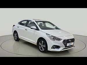 Second Hand Hyundai Verna SX (O) 1.6 CRDi  AT in Chandigarh