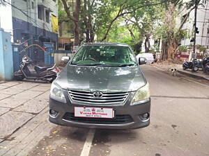 Second Hand Toyota Innova 2.5 V 7 STR in Chennai