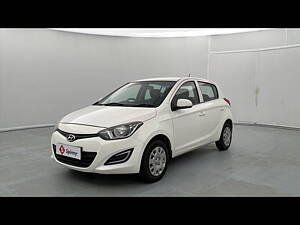 Second Hand Hyundai i20 Magna 1.2 in Lucknow