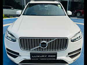 Second Hand वोल्वो xc90 d5 इंस्क्रिप्शन in दिल्ली