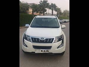 Second Hand Mahindra XUV500 W10 AT in Ghaziabad