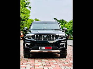 Second Hand Mahindra Scorpio Z8 Diesel MT 2WD 7 STR [2022] in Lucknow