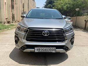 Second Hand Toyota Innova Crysta ZX 2.7 AT 7 STR in Delhi