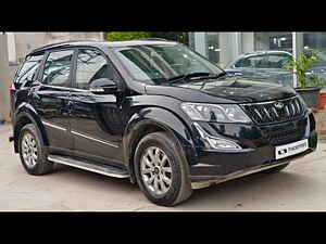 Second Hand महिंद्रा XUV500 w10 ऑटोमैटिक in मैसूर