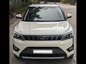 Second Hand Mahindra XUV300 W8 (O) 1.5 Diesel AMT in Pune