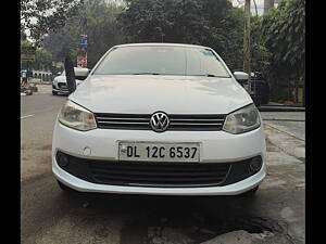 Second Hand Volkswagen Vento Highline Petrol AT in Delhi