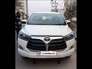 Second Hand Toyota Innova Crysta 2.4 V Diesel in Ludhiana