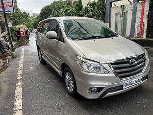 Second Hand Toyota Innova 2.5 VX 8 STR BS-IV in Mumbai