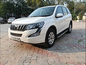 Second Hand Mahindra XUV500 W10 AT 1.99 in Ahmedabad