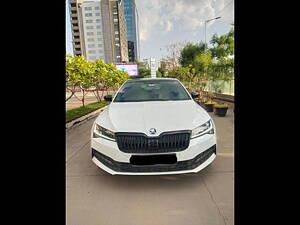 Second Hand Skoda Superb L&K AT in Ahmedabad