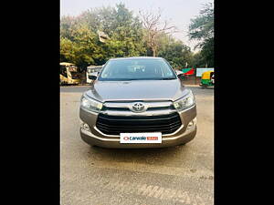 Second Hand Toyota Innova Crysta 2.4 VX 8 STR [2016-2020] in Delhi