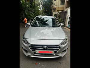 Second Hand हुंडई वरना फ़्लूइडिक 1.6 vtvt sx in बैंगलोर