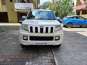 Second Hand Mahindra TUV300 T6 in Pune