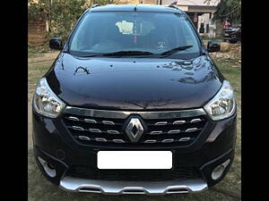 Second Hand Renault Lodgy 110 PS RXZ Stepway 7 STR in Agra