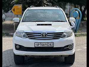 Second Hand Toyota Fortuner 3.0 4x2 MT in Mumbai