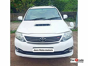 Second Hand Toyota Fortuner 3.0 4x4 MT in Pune