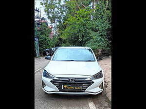 Second Hand Hyundai Elantra 2.0 SX MT in Bangalore