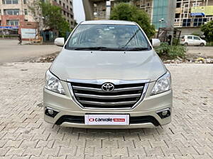 Second Hand Toyota Innova 2.5 VX 7 STR BS-IV in Delhi