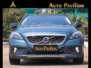 Second Hand Volvo V40 Cross Country D3 in Pune