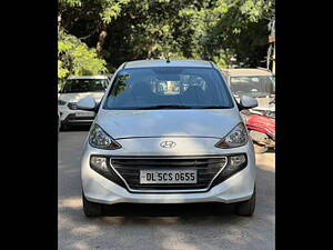 Second Hand Hyundai Santro Sportz in Delhi