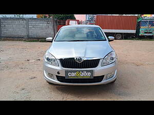 Second Hand Skoda Rapid 1.6 MPI Elegance Plus AT in Bangalore