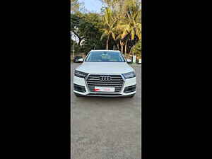 Second Hand ఆడి q7 45 tdi టెక్నాలజీ ప్యాక్ in నాసిక్