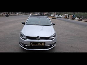 Second Hand Volkswagen Polo Highline Plus 1.0 (P) 16 Alloy in Lucknow