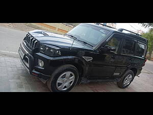 Second Hand Mahindra Scorpio S9 2WD 7 STR in Lucknow
