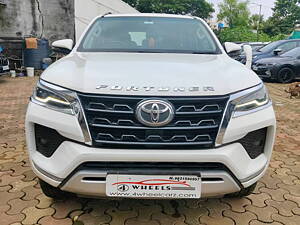 Second Hand Toyota Fortuner 4X2 AT 2.8 Diesel in Mumbai