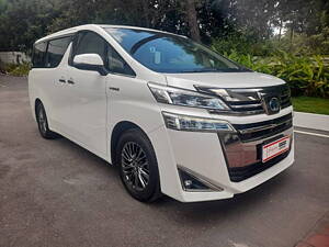 Second Hand Toyota Vellfire Hybrid in Bangalore