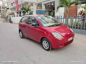 Second Hand Chevrolet Spark LS 1.0 LPG in Hyderabad