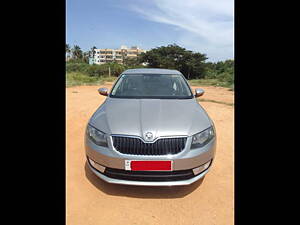 Second Hand Skoda Octavia Ambition 2.0 TDI AT in Bangalore