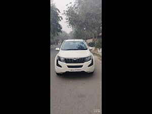 Second Hand महिंद्रा XUV500 w6 1.99 in दिल्ली