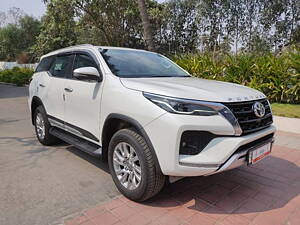 Second Hand Toyota Fortuner 4X4 AT 2.8 Diesel in Bangalore