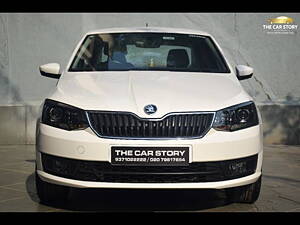 Second Hand Skoda Rapid Style 1.6 MPI AT in Pune