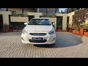Second Hand Hyundai Verna Fluidic 1.6 VTVT SX Opt AT in Navi Mumbai